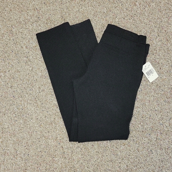 Kut from the Kloth Pants - Kut from the Kloth women's  mid rise skinny black trousers.  sz 6. New with tags